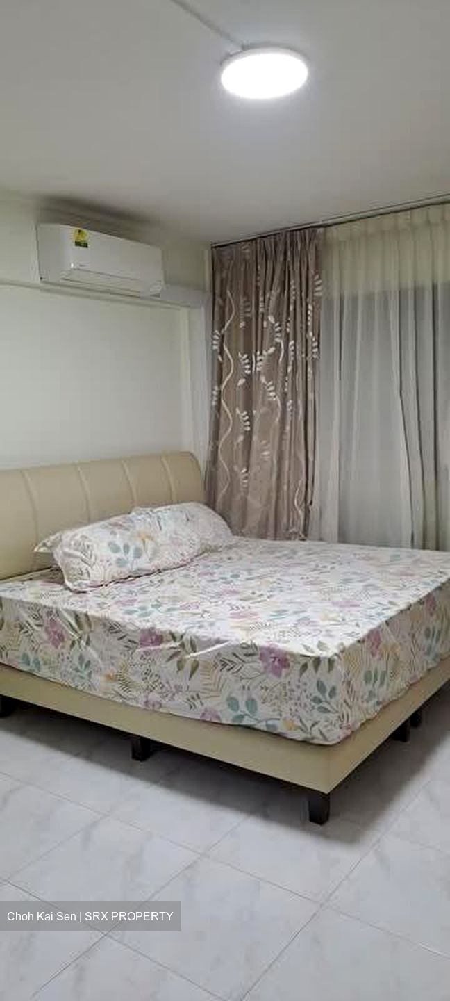 Blk 874A Tampines Vista (Tampines), HDB Executive #583930241